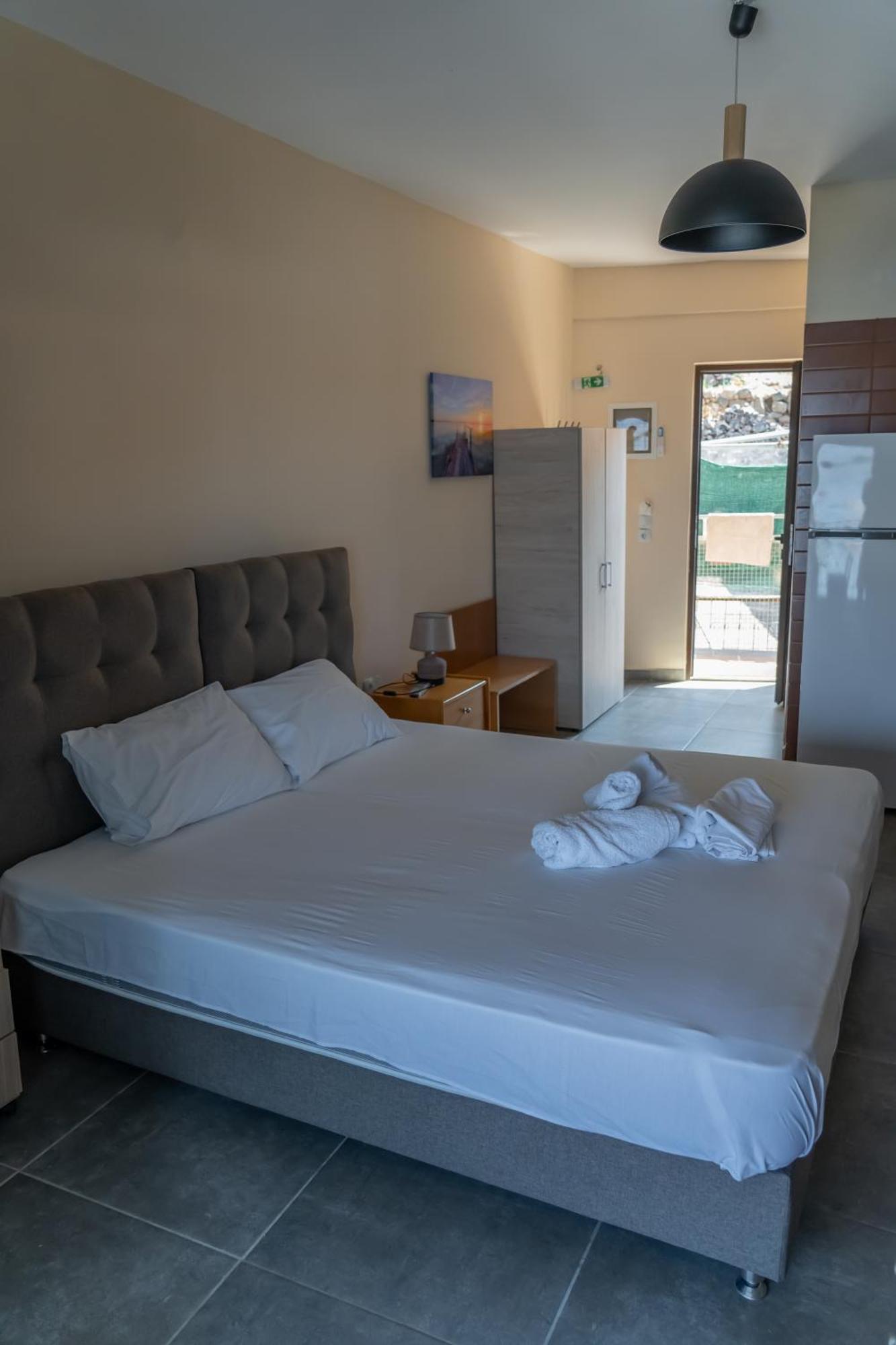 Prego Living Apartments Vathi  Dış mekan fotoğraf